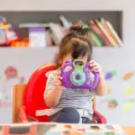 6 tips til at give dit barns værelse nyt liv med enkle og stilfulde lamper